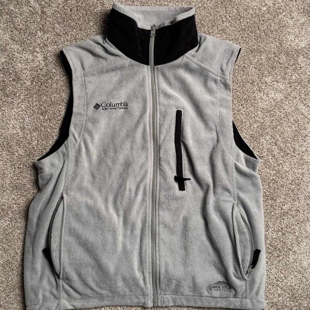PALE SAGE COLUMBIA FLEECE VEST